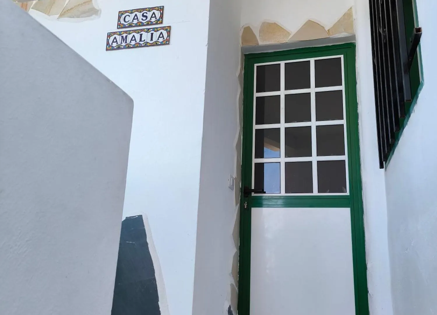 Casa Amalia contacts